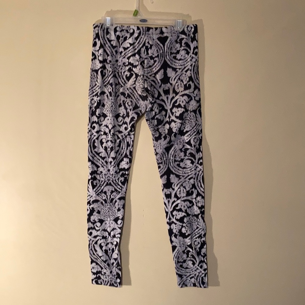 Patterned Leggings - Picture 3 of 4